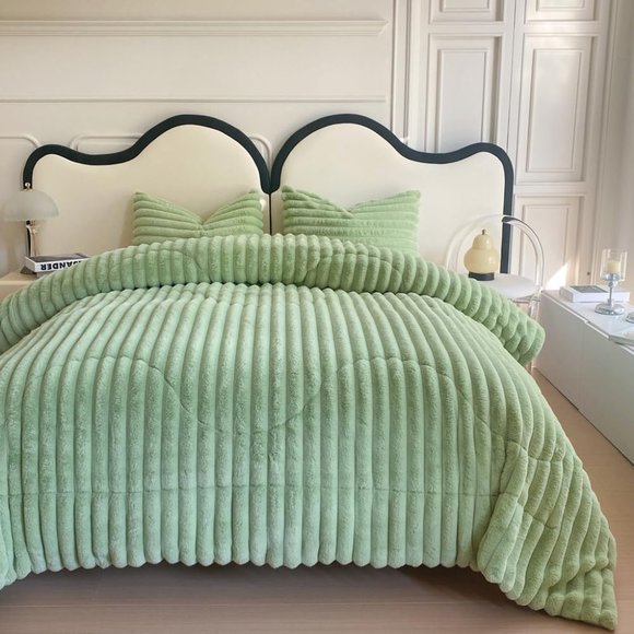Mint Green Soft Faux Fur Bedding Set Striped Comforter Shams King Size Bed New - Picture 3 of 10